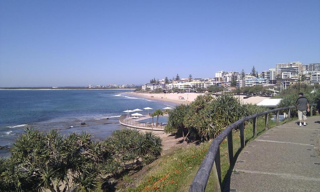 Cheltenham Apartments Caloundra Exterior photo
