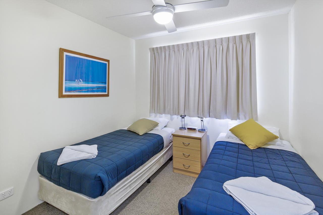 Cheltenham Apartments Caloundra Exterior photo